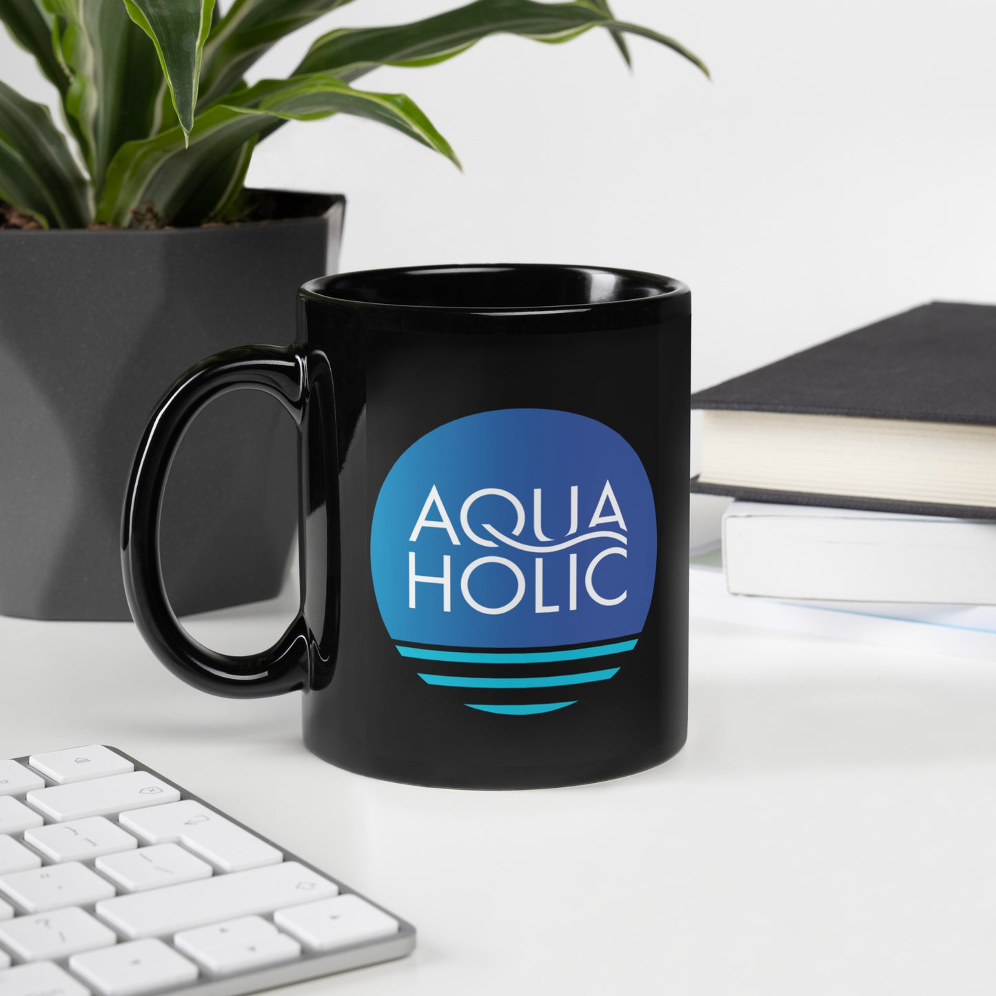 AQUAHOLIC Black Glossy Mug