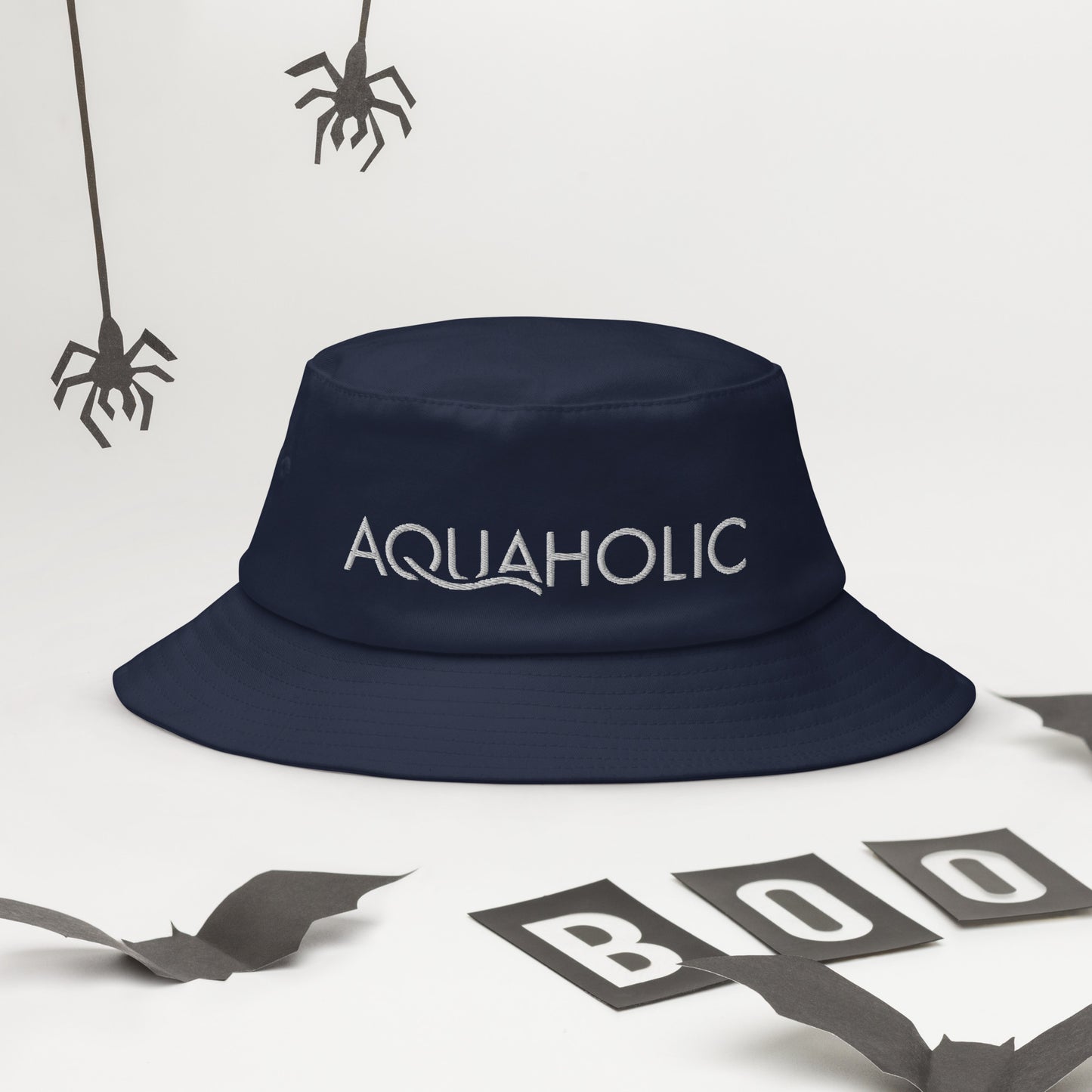 AQUAHOLIC Old School Bucket Hat